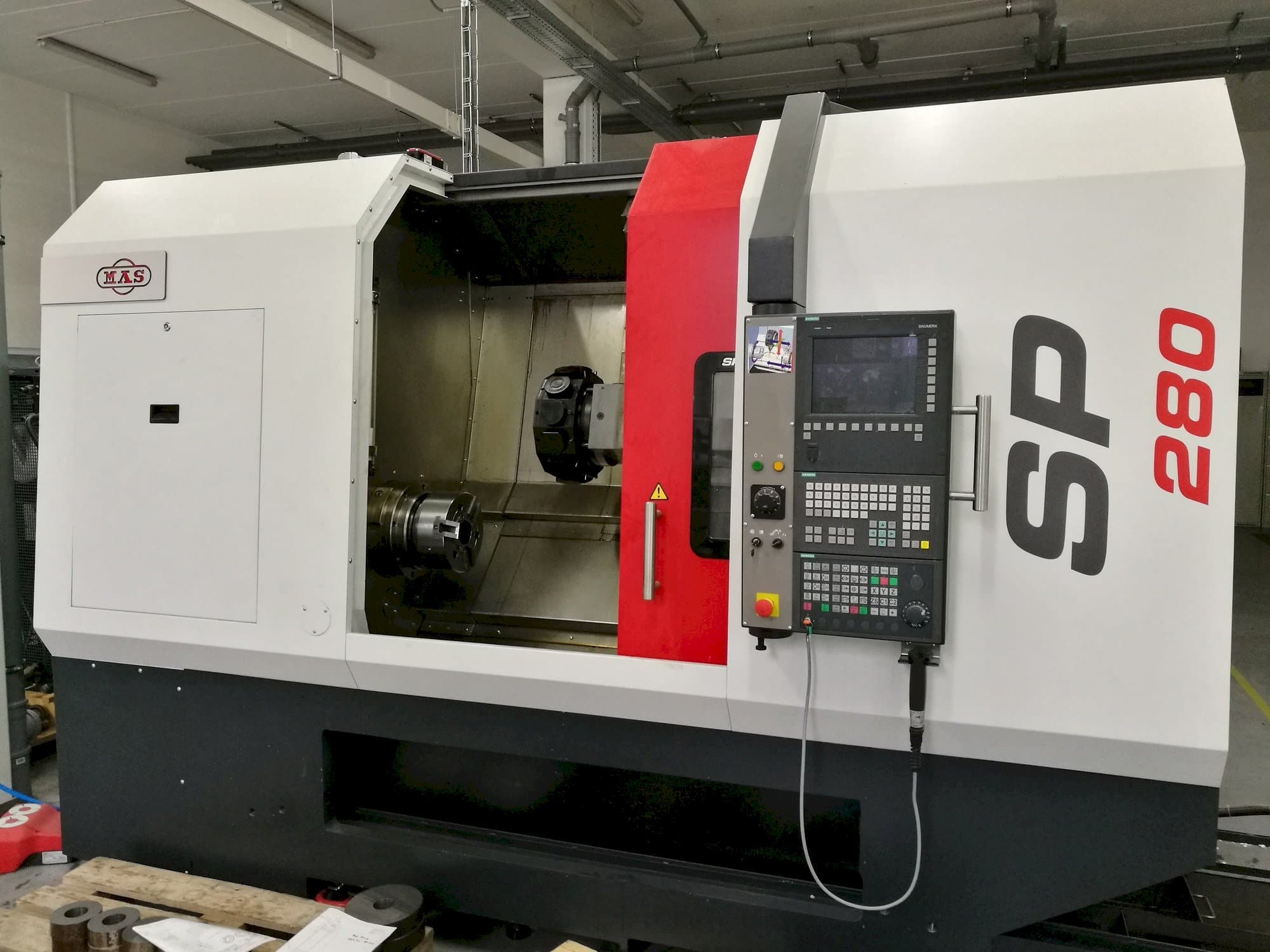 Frontansicht der KOVOSVIT MAS SP 280 SY  Maschine