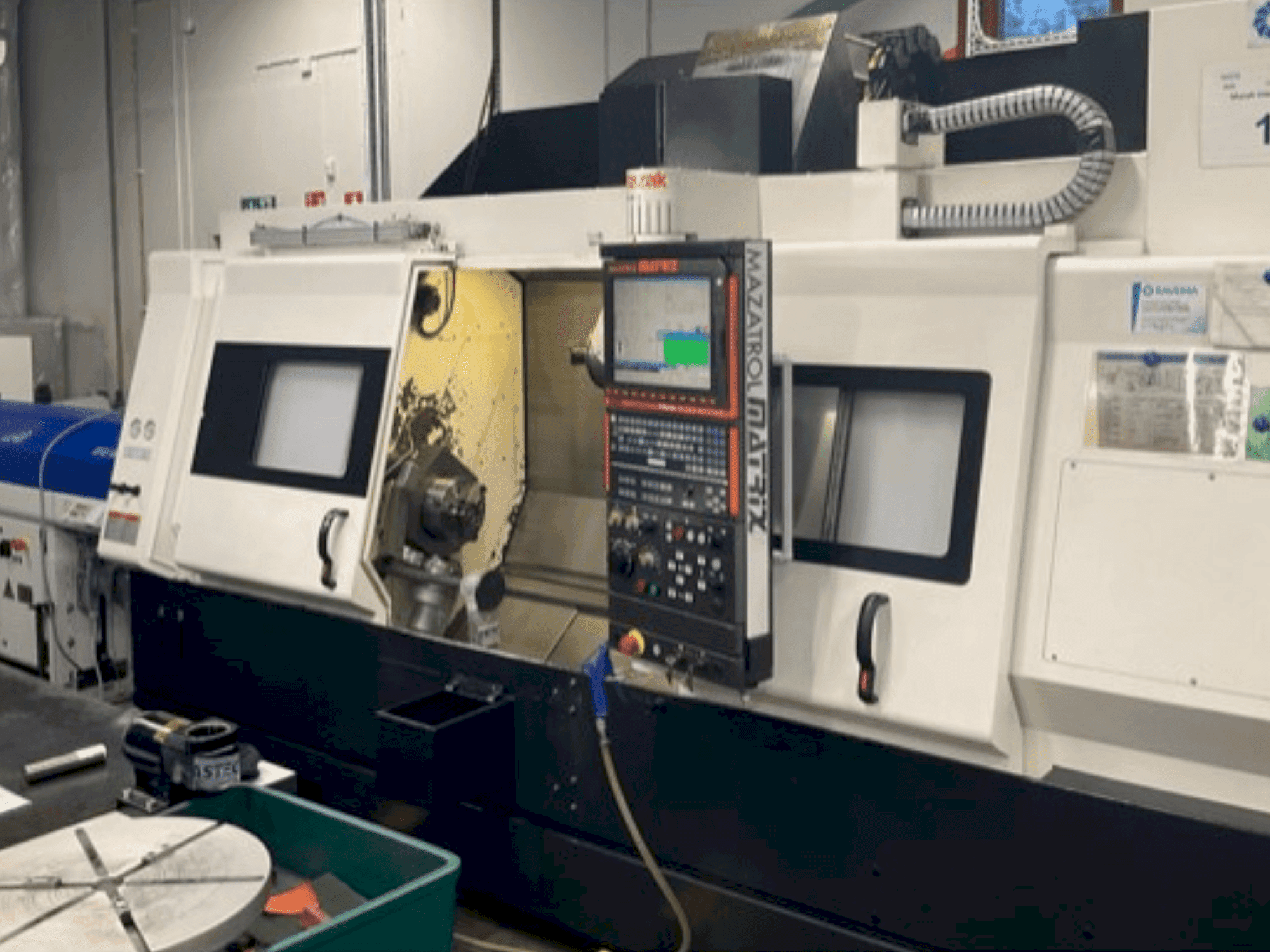 Frontansicht der Mazak INTEGREX 200-IV S  Maschine