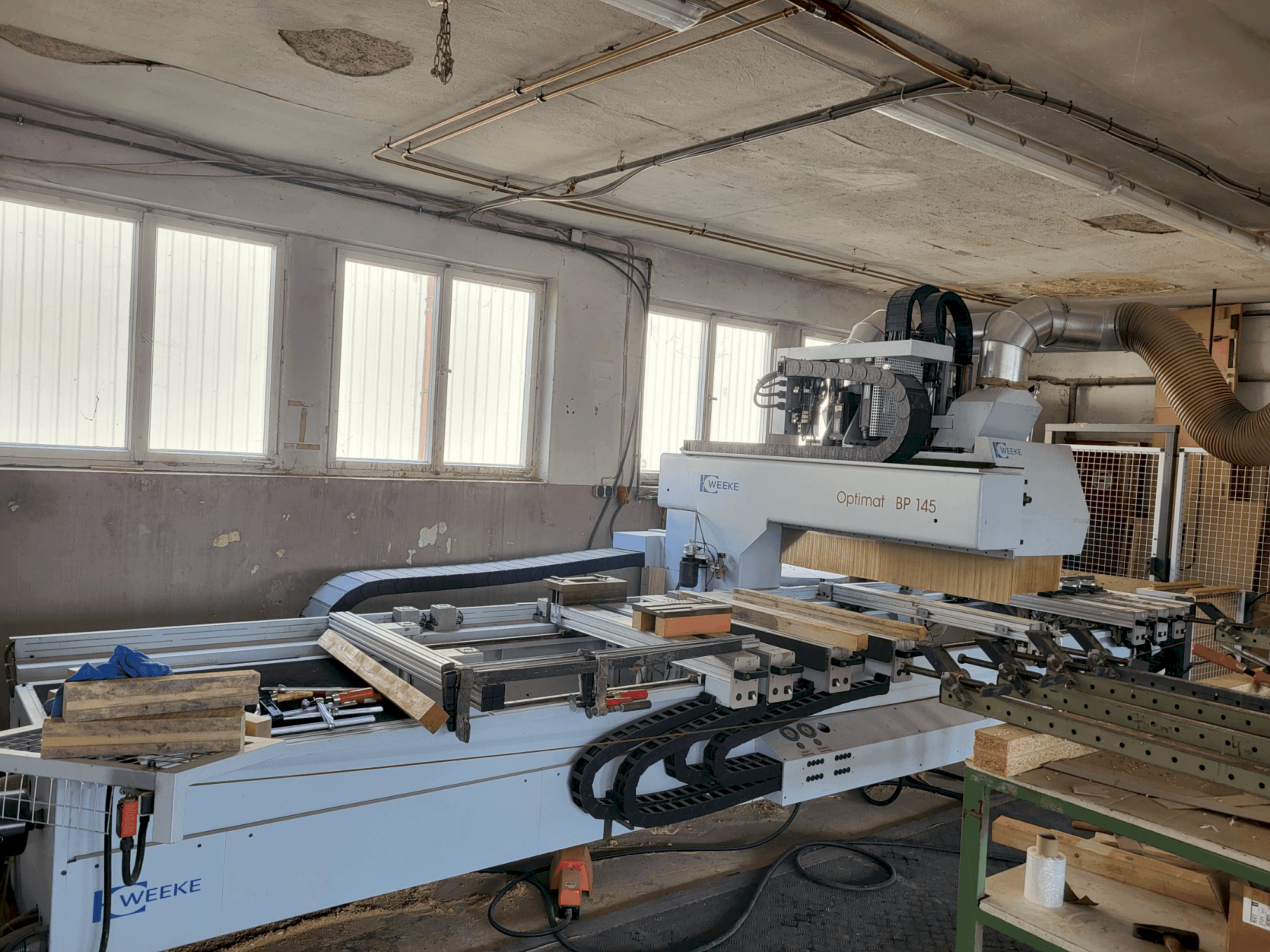 Frontansicht der Weeke Optimat BP145  Maschine