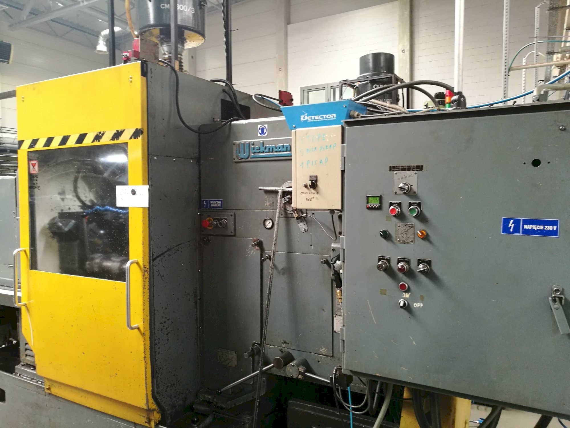 Frontansicht der Wickman 2  1/4"-6  Maschine