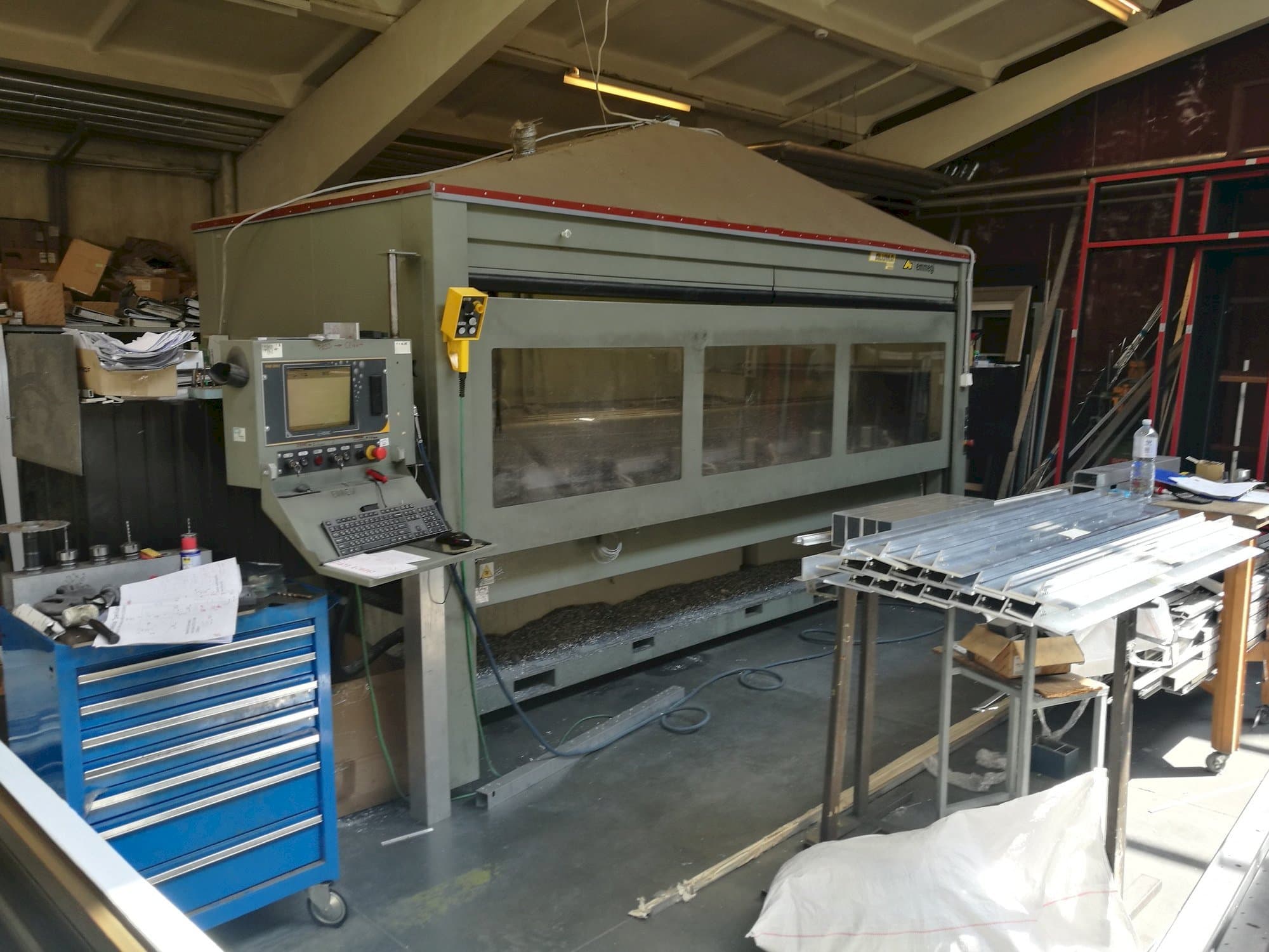 Frontansicht der Aluma Phantomatic T4 A  Maschine