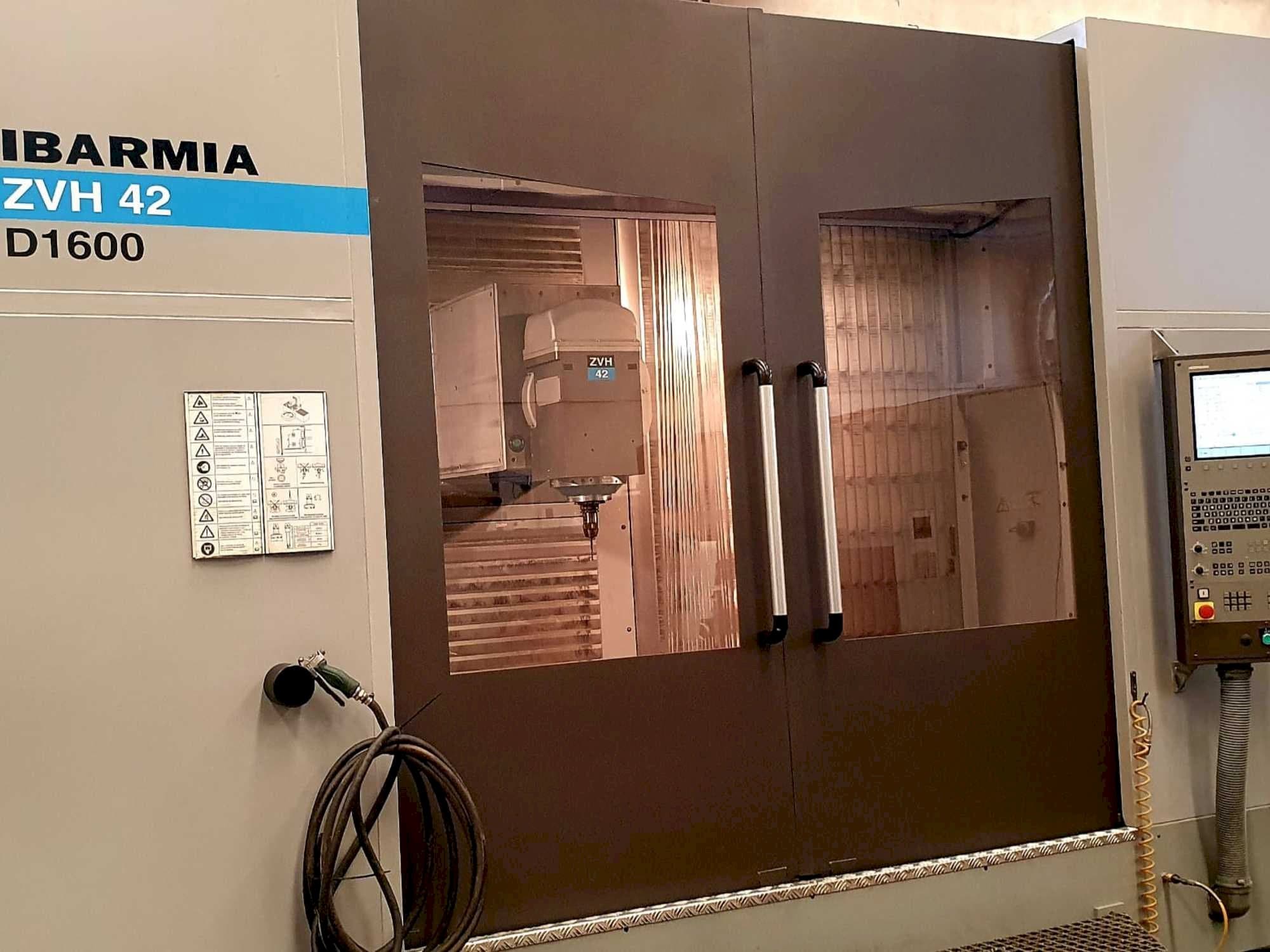 Frontansicht der IBARMIA ZVH 42 D1600  Maschine