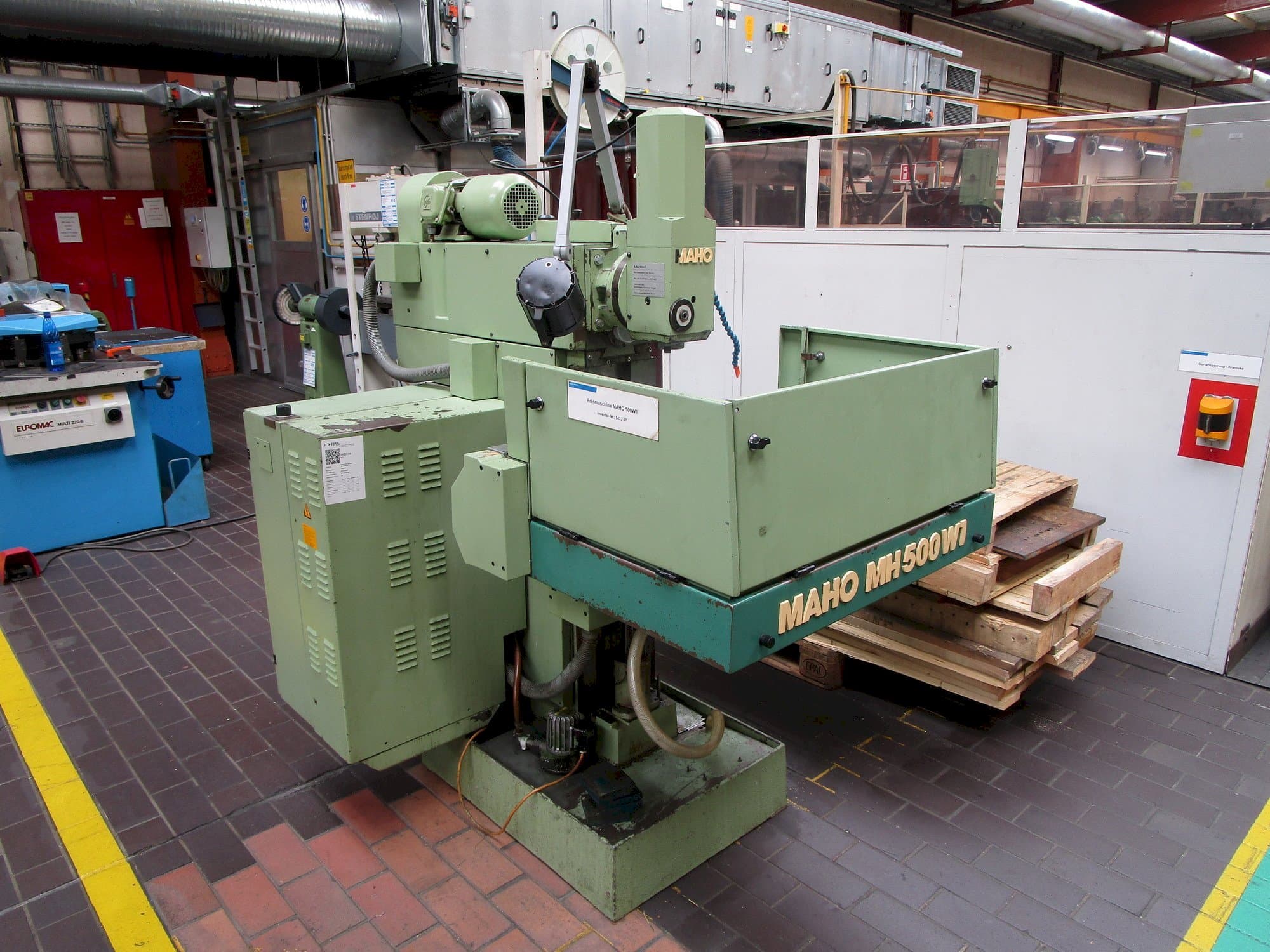 Frontansicht der Maho MH 500 W1 Maschine