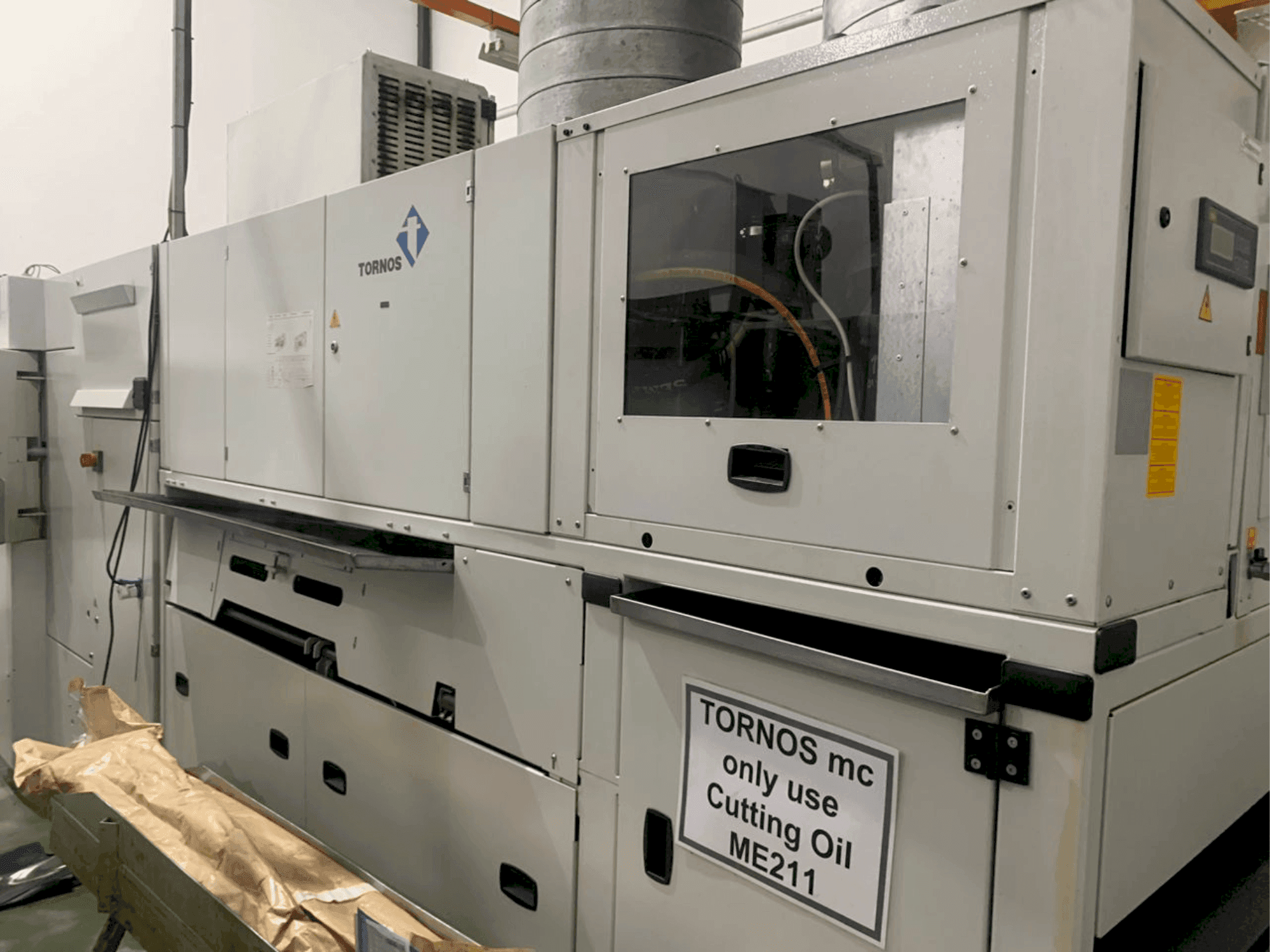 Frontansicht der TORNOS MultiSWiss 6x14  Maschine