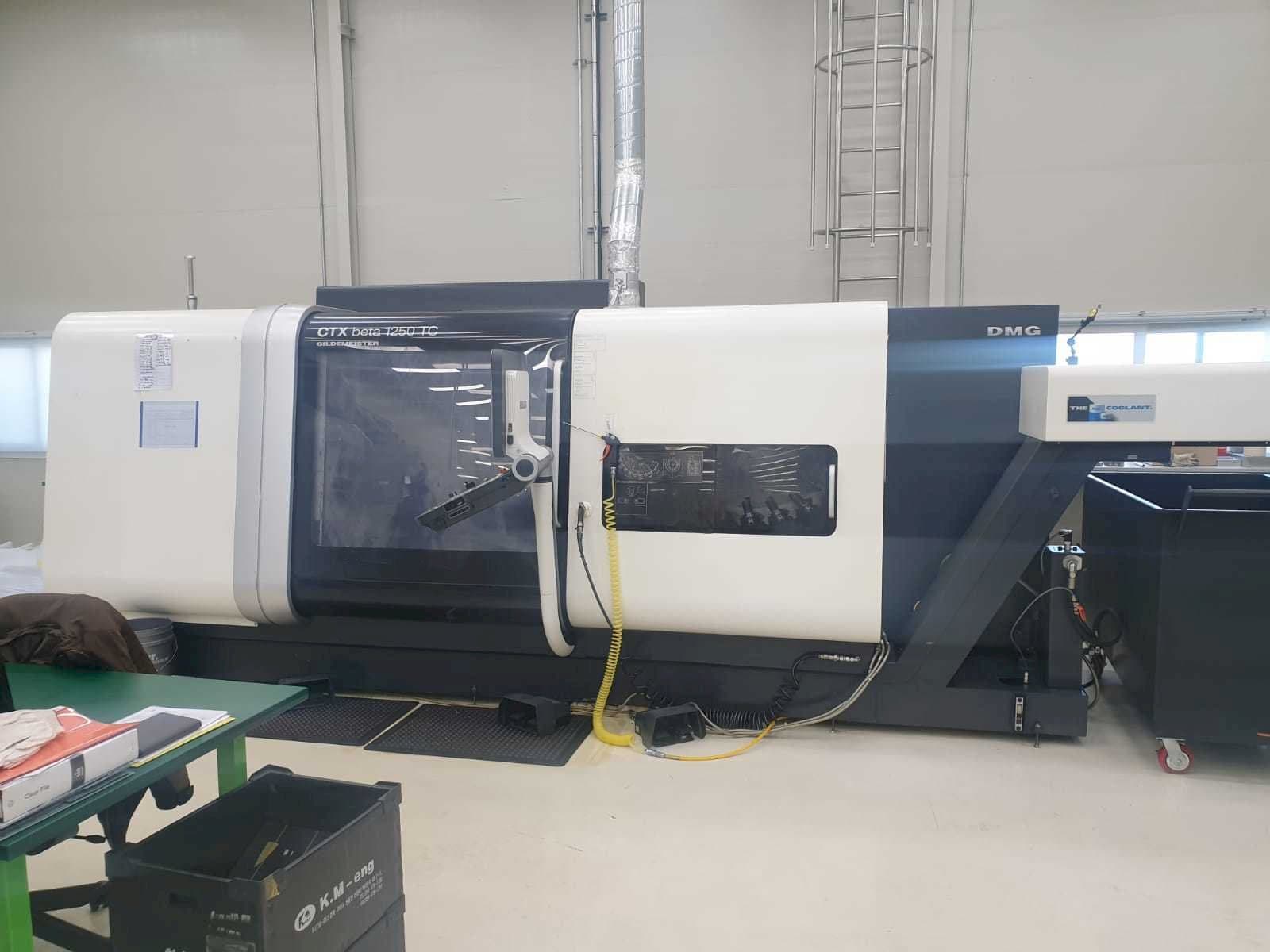 Frontansicht der DMG MORI Gildemeister CTX Beta 1250 TC  Maschine