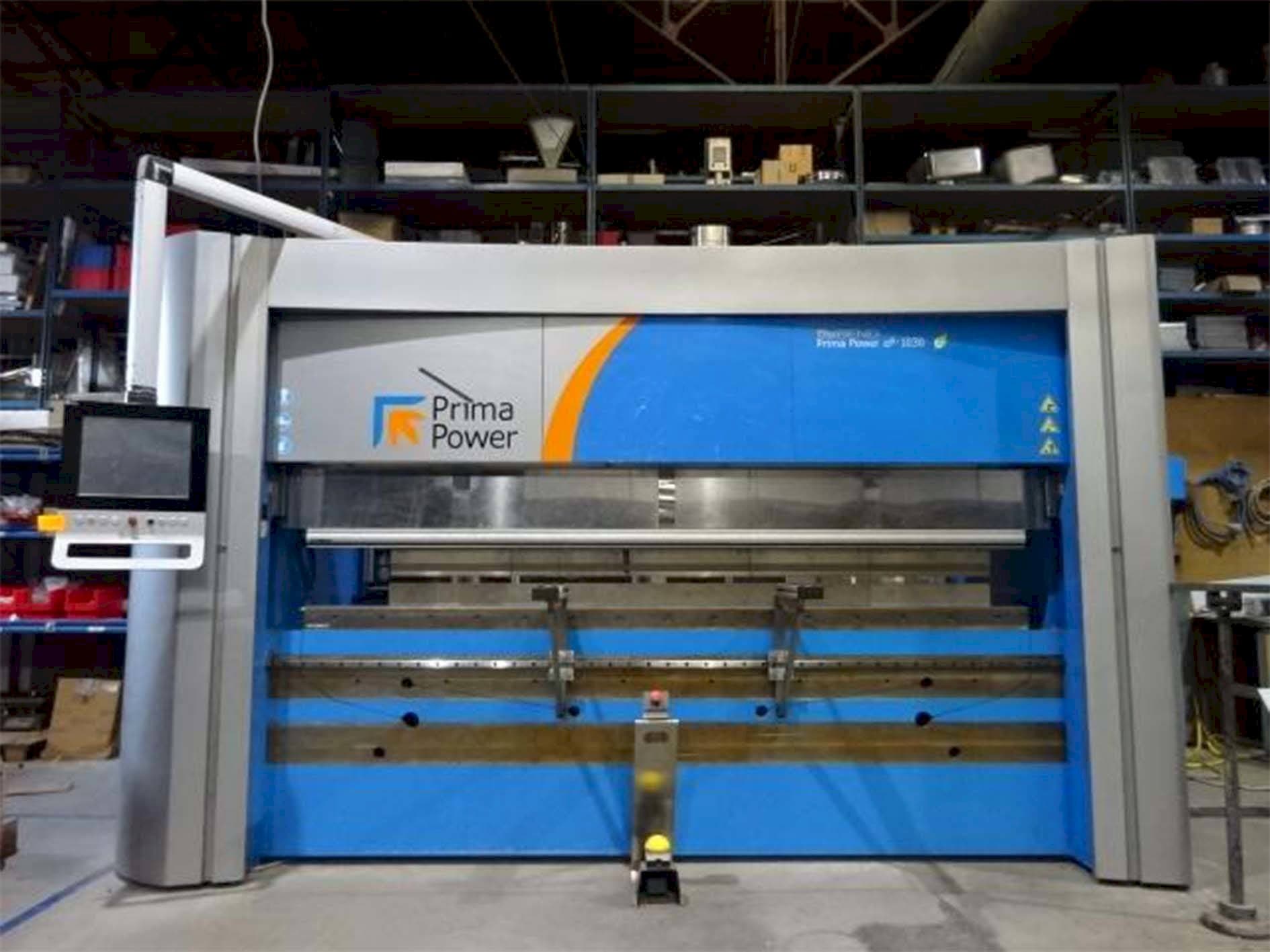 Frontansicht der Prima Power EP-Brake EP1030  Maschine