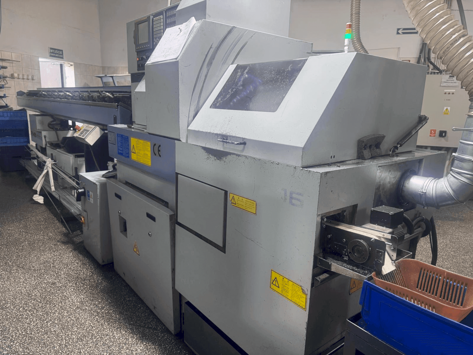 Frontansicht der STAR MICRONICS SB-16  Maschine