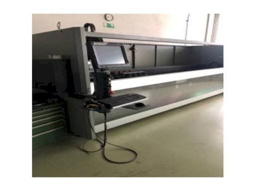 Frontansicht der Emmegi PHANTOMATIC T3 S  Maschine