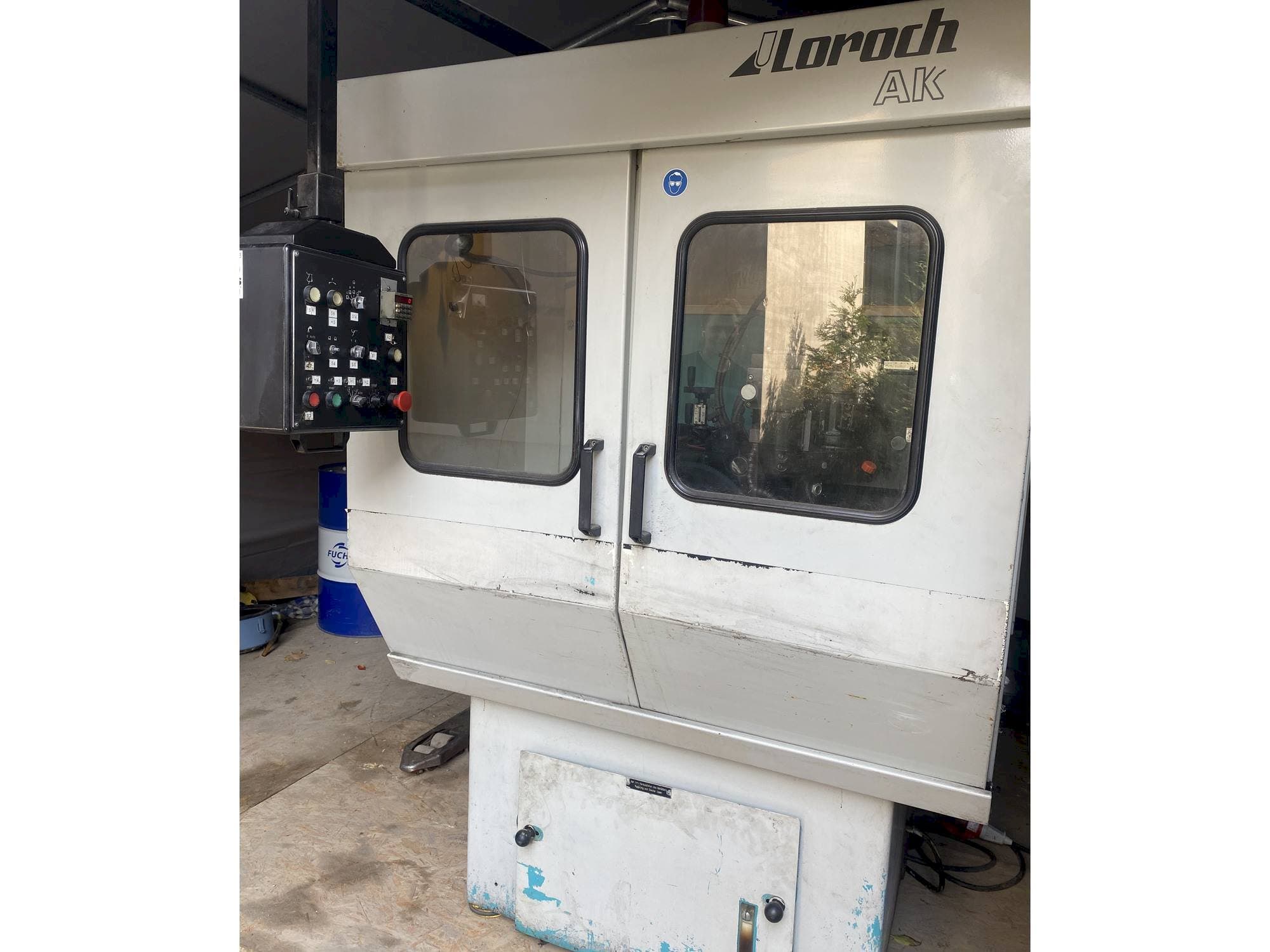 Frontansicht der Loroch AK  Maschine