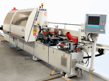 Frontansicht der IMA COMPACT PC-6220 F Maschine