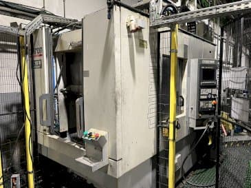 Frontansicht der CHIRON FZ15W  Maschine