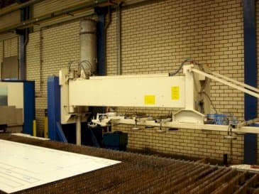 Frontansicht der TRUMPF Loadmaster  Maschine