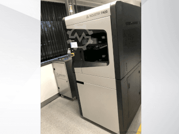 Frontansicht der 3DGENCE Industry F420  Maschine
