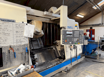 Frontansicht der Okuma MacTurn 350  Maschine