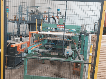 Frontansicht der MAQUINARIA LDM VPS 2103  Maschine