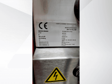 Frontansicht der ZK GENIUS 700 Maschine