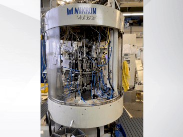 Frontansicht der MIKRON Multistar CX 24 (2003) Maschine