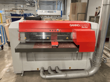 Frontansicht der GANNOMAT ProTec 571  Maschine