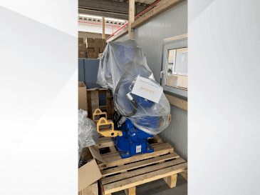 Frontansicht der Yaskawa GP180 Maschine