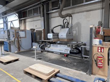 Frontansicht der Weeke OPTIMAT BHC 550  Maschine