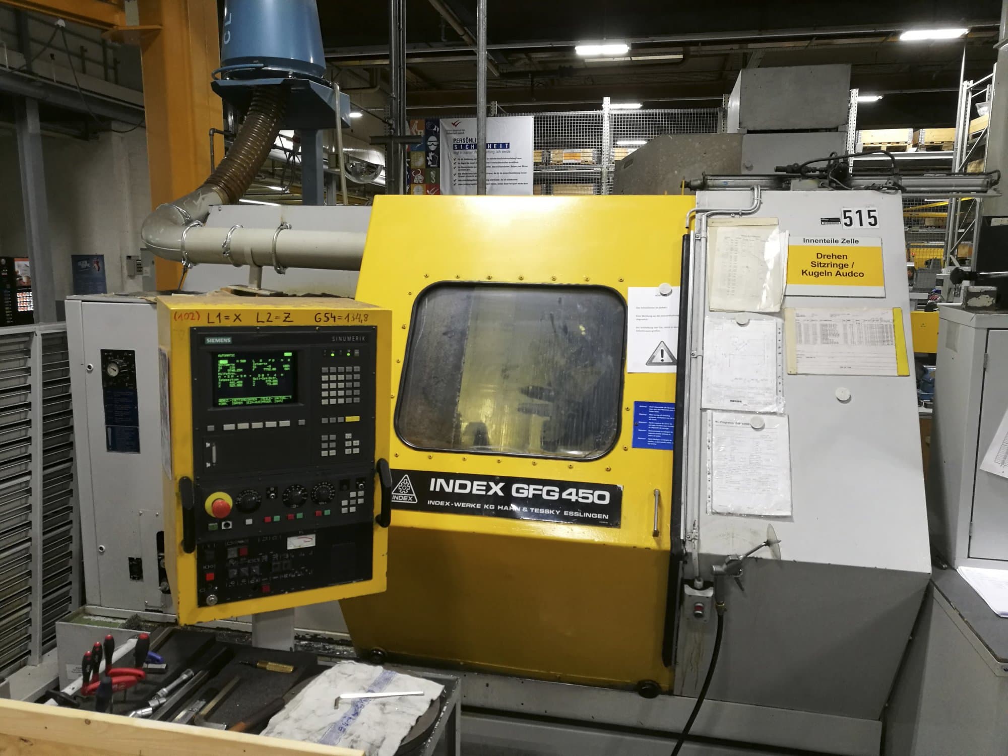 Frontansicht der Index GFG 450 Maschine