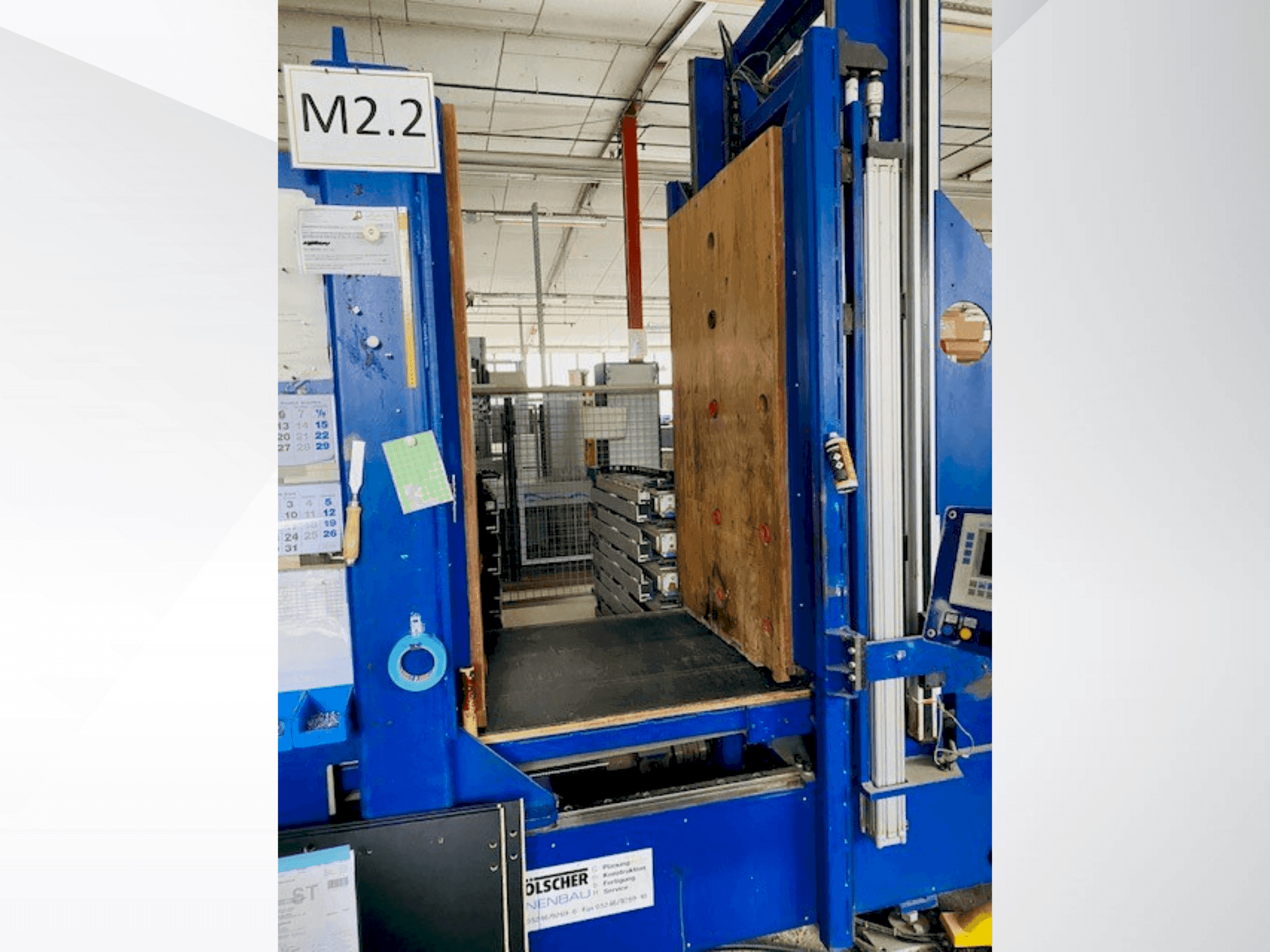 Frontansicht der Hüttenhölscher Body Press Maschine