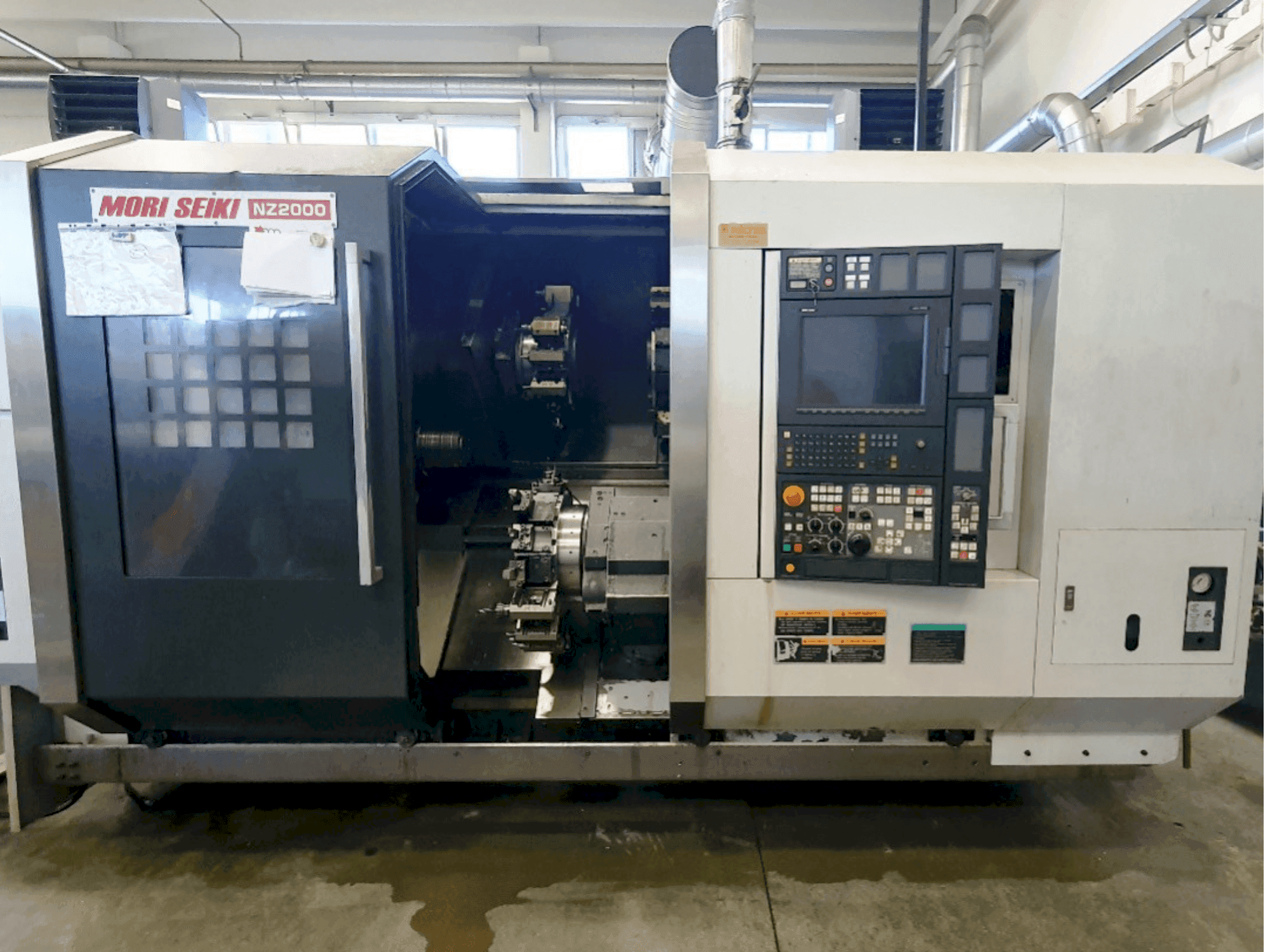 Front view of MORI SEIKI NZ2000 T3Y3 machine