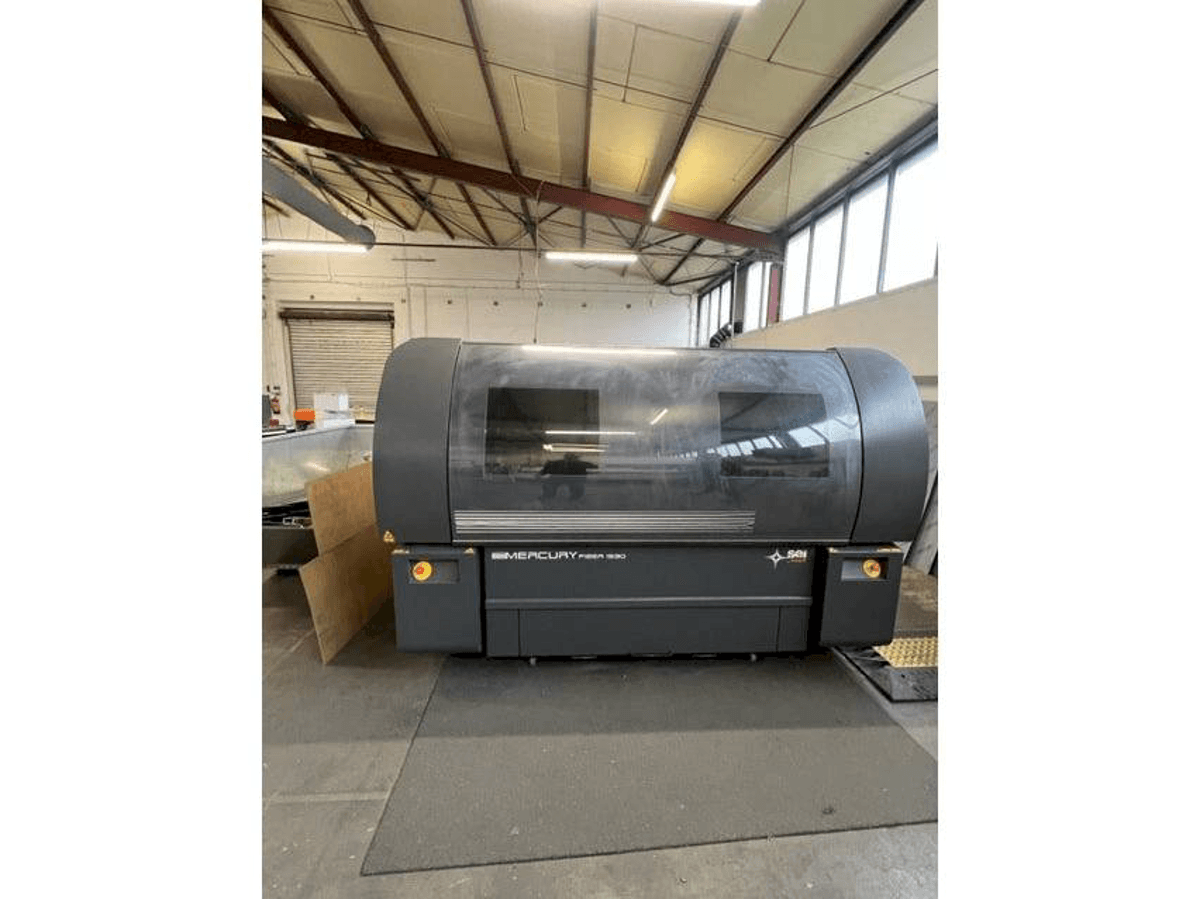 Frontansicht der SEI Laser Mercury 1560  Maschine