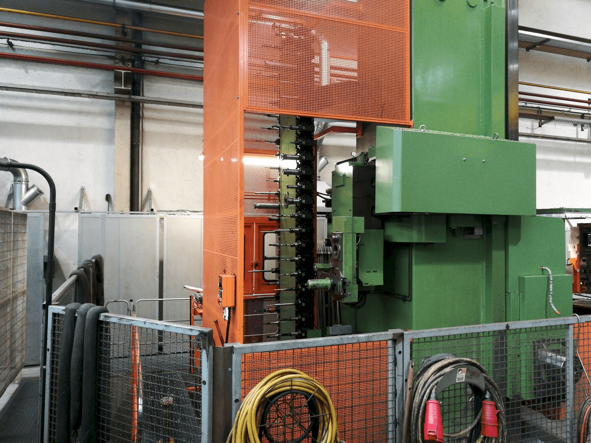 Front view of WOTAN Rapid 3K machine