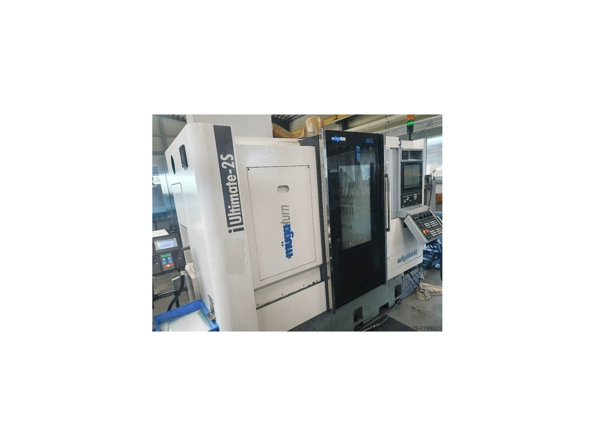 Left side view of Muga iUltimate - 2S machine